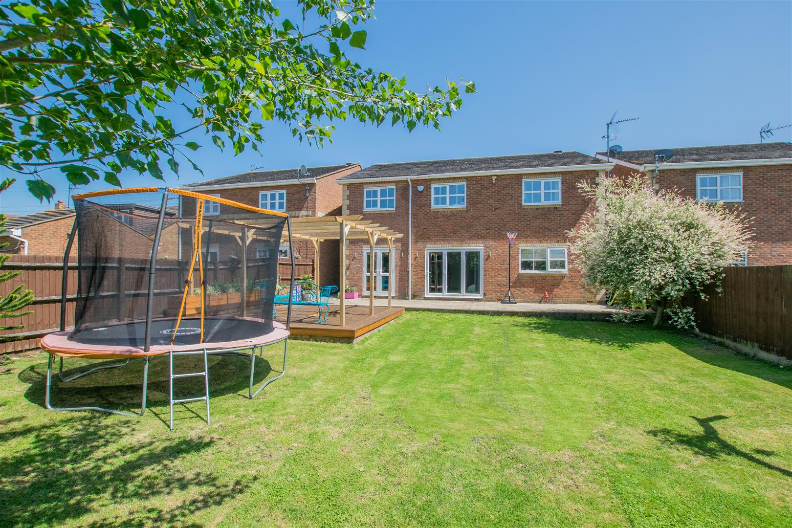 Derby Road, Dobbs Weir